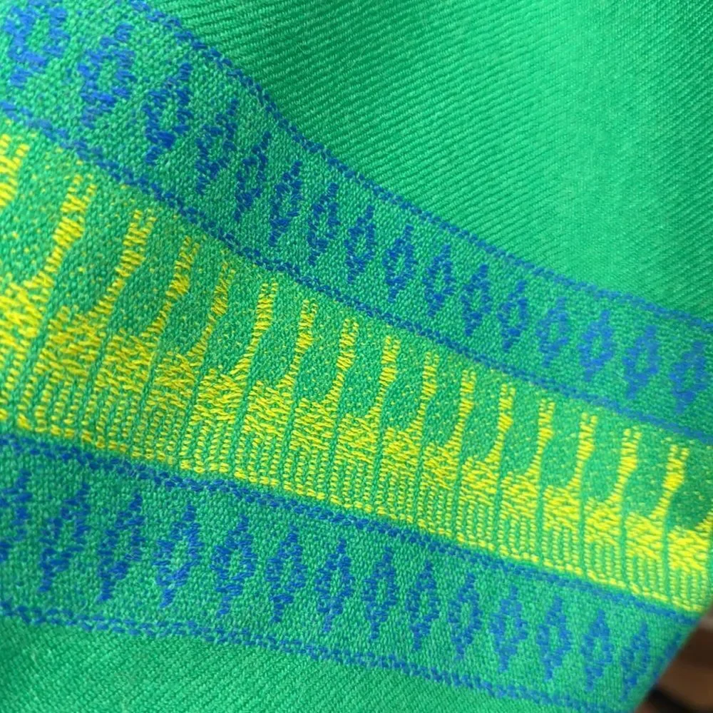 Baby Alpaca 100% Fringe Luxurious Soft Cozy Handmade Knit Kelly Green Scarf
